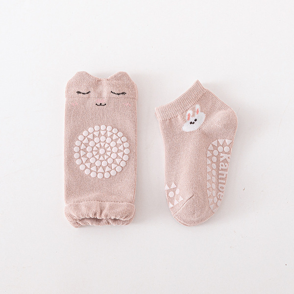 𧸠Baby Cartoon Knee Pads + Anti-Slip Socks đ§Ļ - Image 8